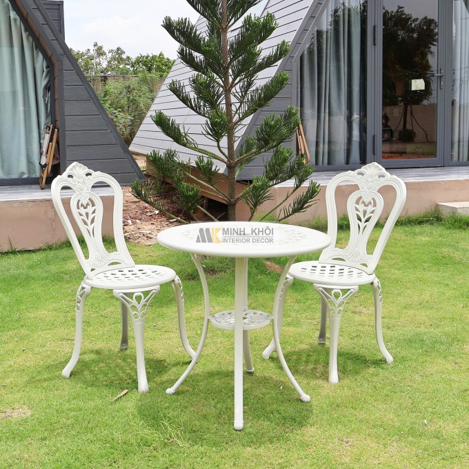 Bàn Ghế Ngoài Trời Thiết Kế Hiện Đại - BNT011