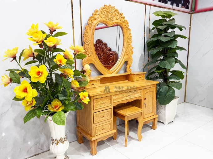 Bàn Trang Điểm Gỗ Gõ Đỏ Gương Trái Tim (Lớn) - BTD604