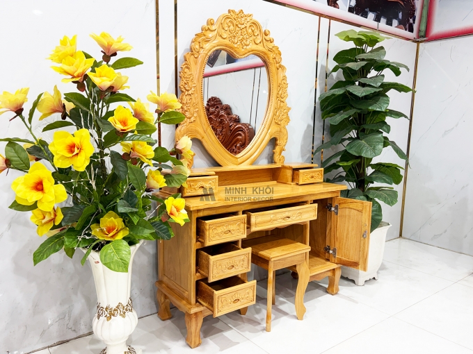 Bàn Trang Điểm Gỗ Gõ Đỏ Gương Trái Tim (Lớn) - BTD604