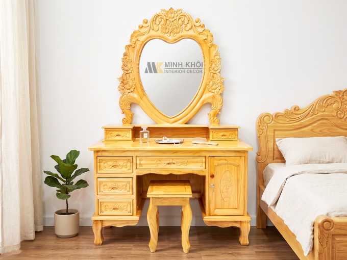Bàn Trang Điểm Gỗ Gõ Đỏ Gương Trái Tim (Lớn) - BTD604