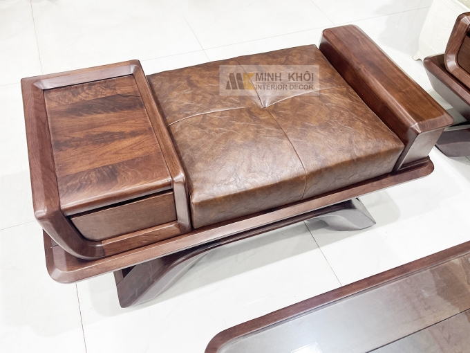 Bộ Sofa Gỗ Óc Chó Bọc Nệm Da Sang Trọng - SF889