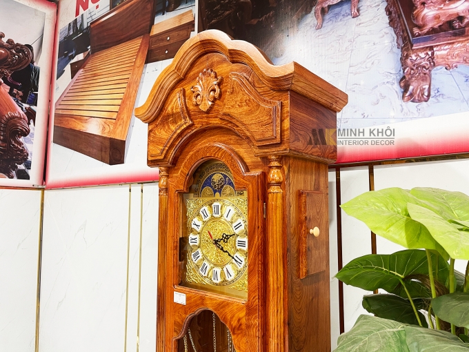 Đồng Hồ Gỗ Hương Đá Tháp Mặt Vuông - DH922
