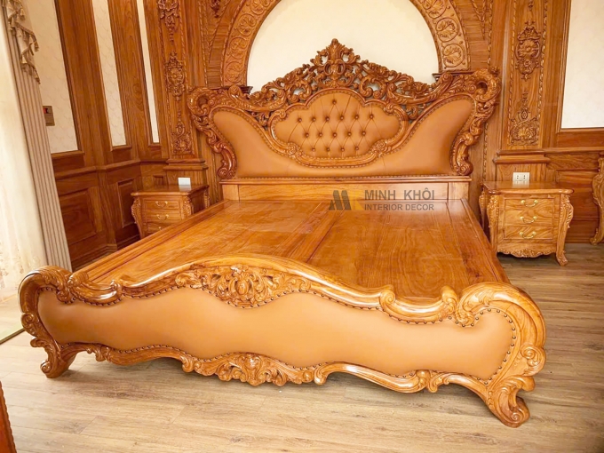 Giường Ngủ Gỗ Gõ Đỏ Bọc Nệm Cổ Điển - GN949