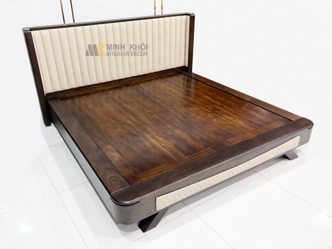 Giường Ngủ Sồi Màu Óc Chó Đầu Cong Chân Thuyền - GN948