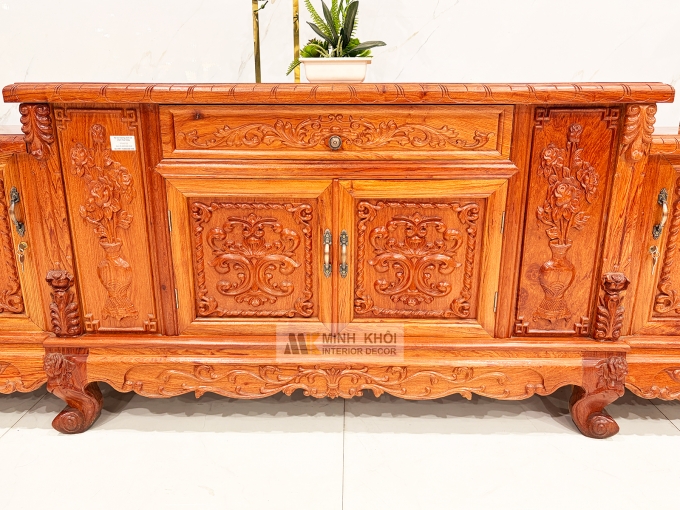Kệ Tivi Gỗ Hương Đá Cổ Điển Chạm Hoa Hồng - KTV831